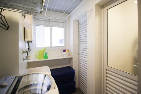 Apartamento à venda com 95m², 2 quartos e 2 vagasÁrea de Serviço