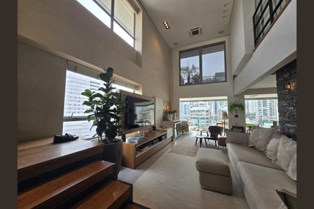 Apartamento à venda com 2 quartos, 180m² em Vila Nova Conceição, São Paulo