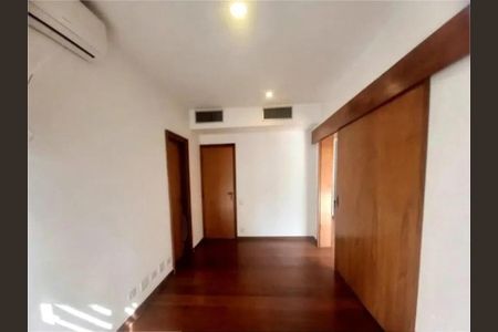 Apartamento à venda com 3 quartos, 200m² em Jardim Paulista, São Paulo