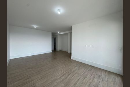 Apartamento à venda com 4 quartos, 260m² em Real Parque, São Paulo