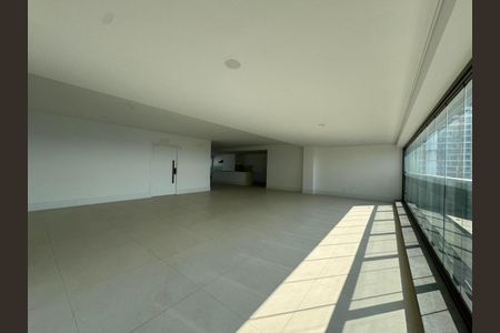 Apartamento à venda com 4 quartos, 260m² em Real Parque, São Paulo