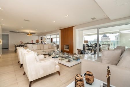 Apartamento à venda com 4 quartos, 335m² em Moema, São Paulo