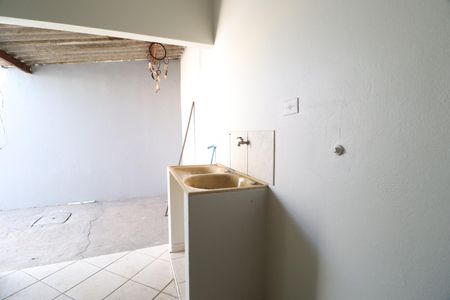 Casa para alugar com 95m², 2 quartos e sem vagaÁrea de Serviço