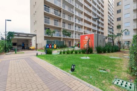 Apartamento para alugar com 38m², 2 quartos e sem vaga