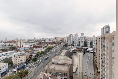 Apartamento para alugar com 38m², 2 quartos e sem vaga