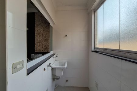 Apartamento à venda com 65m², 2 quartos e 1 vagaÁrea de Serviço