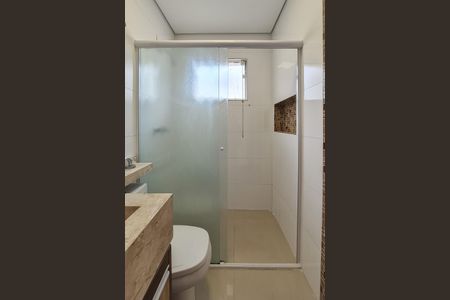 Apartamento à venda com 65m², 2 quartos e 1 vagaBanheiro Social