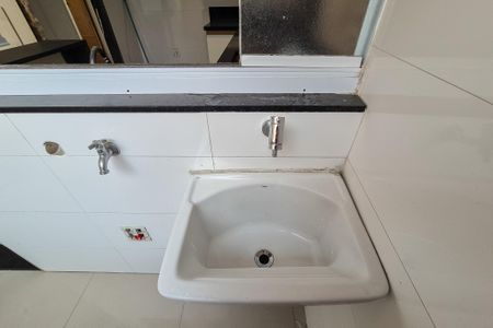 Apartamento à venda com 65m², 2 quartos e 1 vagaÁrea de Serviço