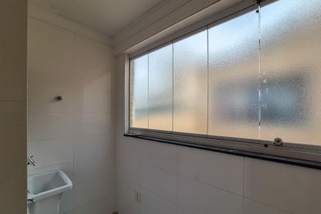 Apartamento à venda com 65m², 2 quartos e 1 vagaÁrea de Serviço