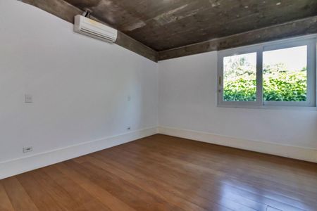 Casa à venda com 3 quartos, 396m² em Alto de Pinheiros, São Paulo