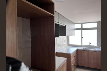 Apartamento à venda com 3 quartos, 110m² em Vila Bonilha Nova, São Paulo