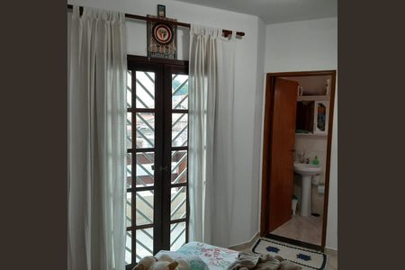 Casa à venda com 2 quartos, 142m² em Parque Novo Oratório, Santo André