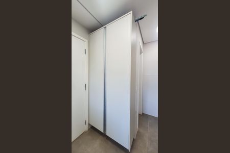 Apartamento à venda com 189m², 3 quartos e 3 vagasLavanderia