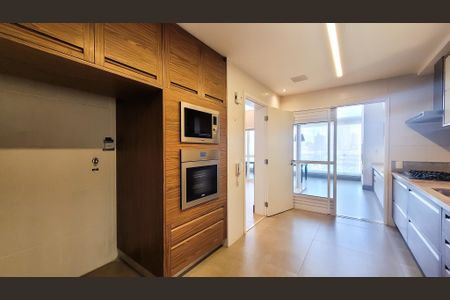 Apartamento à venda com 189m², 3 quartos e 3 vagasCozinha