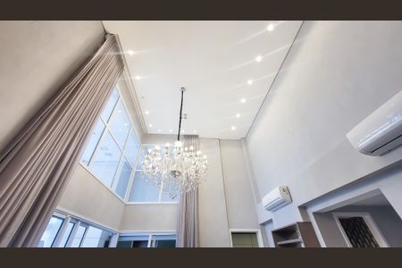 Sala de apartamento à venda com 3 quartos, 189m² em Cambuí, Campinas