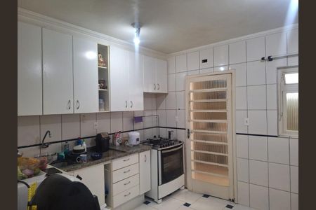 Casa à venda com 3 quartos, 269m² em Vila Congonhas, São Paulo