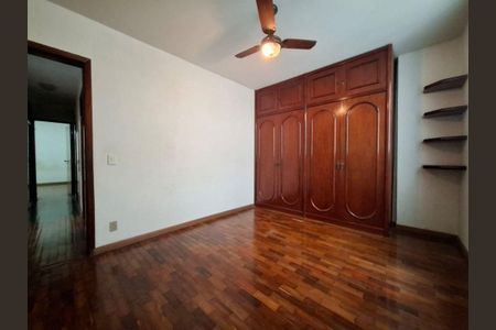 Apartamento à venda com 3 quartos, 140m² em Icaraí, Niterói