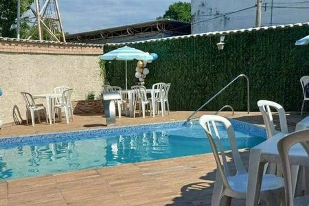 Casa à venda com 4 quartos, 260m² em Olaria, Rio de Janeiro