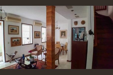 Casa à venda com 110m², 3 quartos e sem vaga