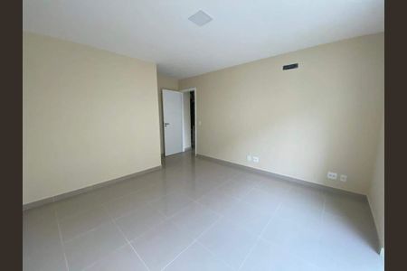 Casa à venda com 3 quartos, 156m² em Taquara, Rio de Janeiro