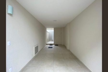 Casa à venda com 156m², 3 quartos e 1 vaga