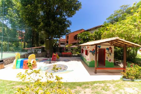 Casa à venda com 381m², 5 quartos e 4 vagas Casa à venda com 381m², 5 quartos e 4 vagasÁrea comum