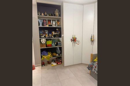 Casa à venda com 4 quartos, 340m² em Taquara, Rio de Janeiro