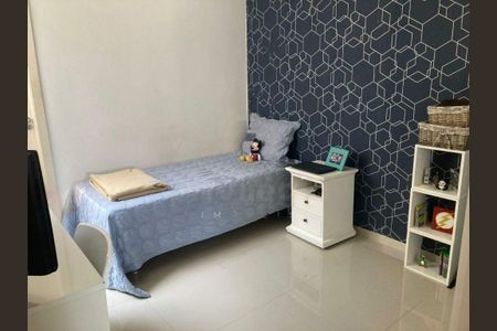 Casa à venda com 4 quartos, 180m² em Vargem Pequena, Rio de Janeiro