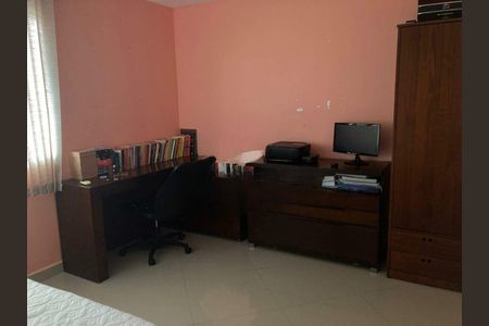 Casa à venda com 4 quartos, 180m² em Vargem Pequena, Rio de Janeiro