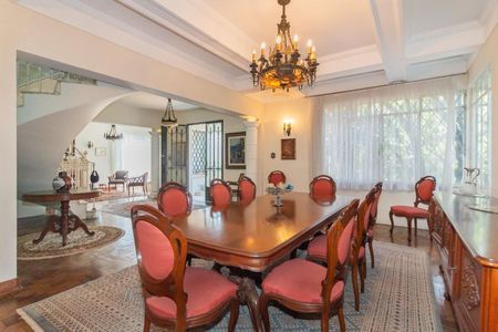 Casa à venda com 3 quartos, 360m² em Sumaré, São Paulo