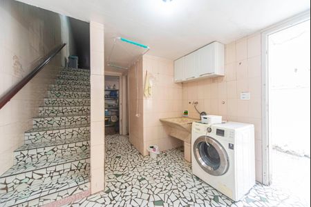 Casa à venda com 129m², 3 quartos e 2 vagasÁrea de Serviço