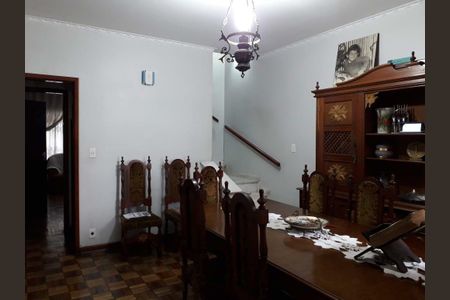 Casa à venda com 3 quartos, 129m² em Vila Assunção, Santo André
