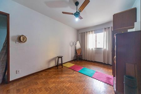 Casa à venda com 129m², 3 quartos e 2 vagasQuarto 1