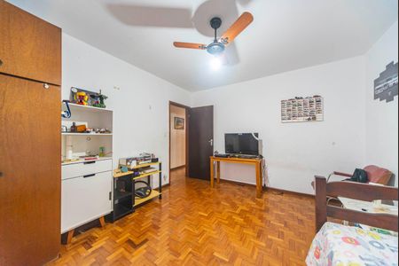 Casa à venda com 129m², 3 quartos e 2 vagasQuarto 2