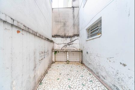 Casa à venda com 129m², 3 quartos e 2 vagasQuintal Fundos
