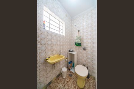 Casa à venda com 129m², 3 quartos e 2 vagasLavabo