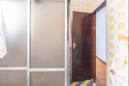 Casa à venda com 129m², 3 quartos e 2 vagasBanheiro Suíte 