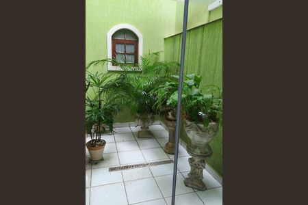 Casa à venda com 130m², 3 quartos e 4 vagas