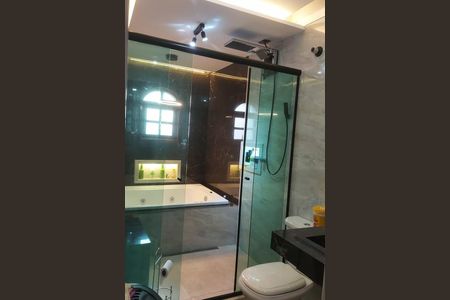 Casa à venda com 130m², 3 quartos e 4 vagas