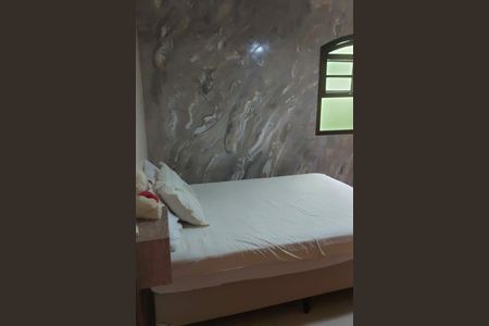 Casa à venda com 130m², 3 quartos e 4 vagas