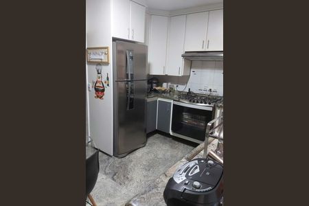 Casa à venda com 130m², 3 quartos e 4 vagas