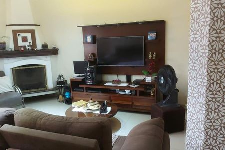 Casa à venda com 130m², 3 quartos e 4 vagas