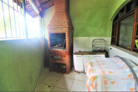 Casa à venda com 3 quartos, 127m² em Utinga, Santo André