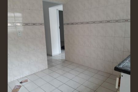 Casa à venda com 6 quartos, 210m² em Parque das Nações, Santo André