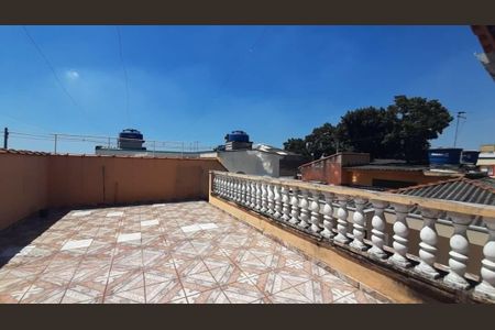 Casa à venda com 2 quartos, 250m² em Jardim das Maravilhas, Santo André