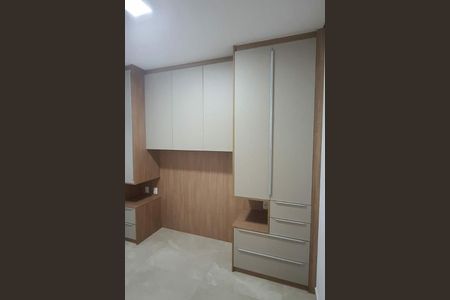 Apartamento à venda com 2 quartos, 94m² em Jardim Santo Antônio, Santo André