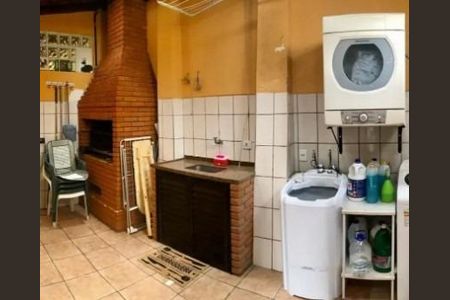 Casa à venda com 170m², 3 quartos e 3 vagas