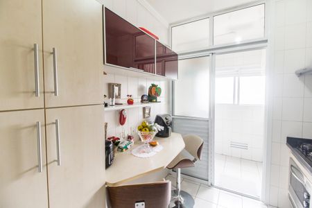 Apartamento para alugar com 55m², 2 quartos e 1 vaga Apartamento para alugar com 55m², 2 quartos e 1 vagaCozinha