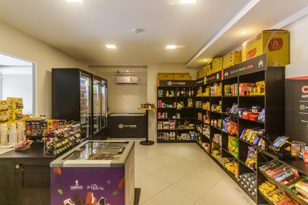 Apartamento para alugar com 55m², 2 quartos e 1 vaga Apartamento para alugar com 55m², 2 quartos e 1 vagaMercado