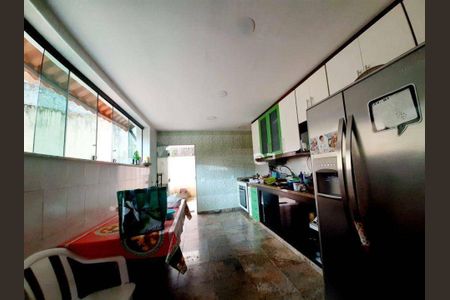 Casa à venda com 3 quartos, 271m² em Taquara, Rio de Janeiro